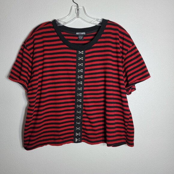 Hot Topid Red & Black Stripe Crop Top Plus Size 2X Short Sleeve 100% Cotton - Picture 1 of 4